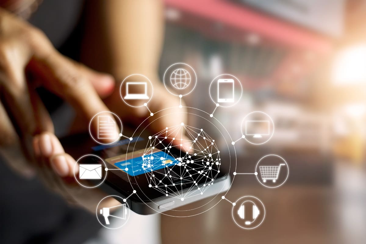 omni channel (2569) หมายสารหลากหลายช่องทางเมโยงช่องทางๆรวมเย